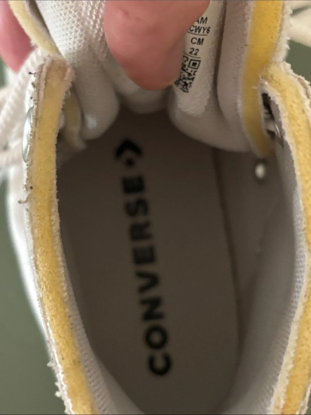 Converse off white